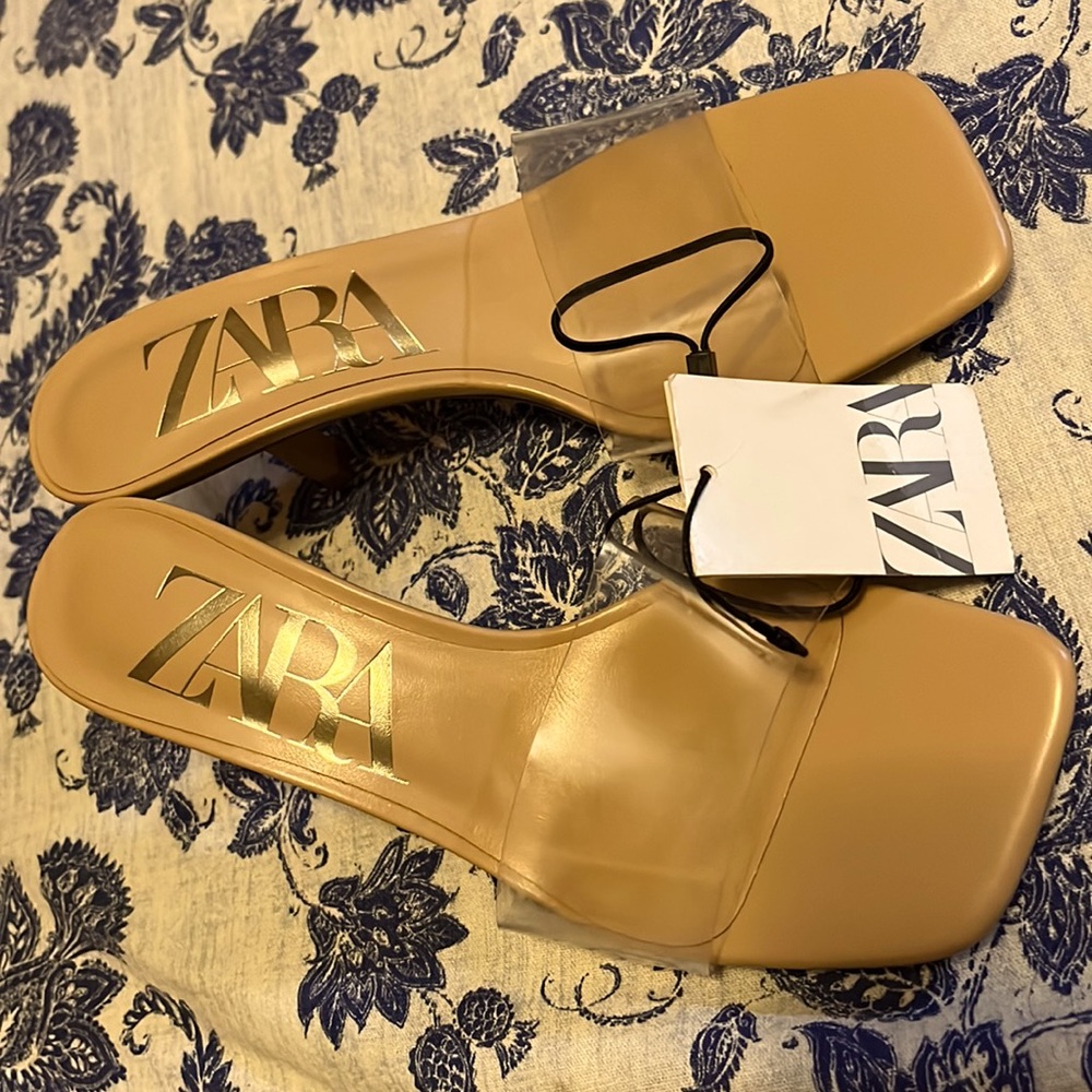 Zara beige slides brand new